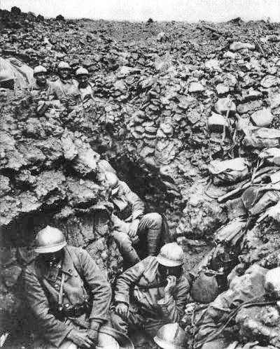 Trench warfare in World War I - the context of Owen's poetry