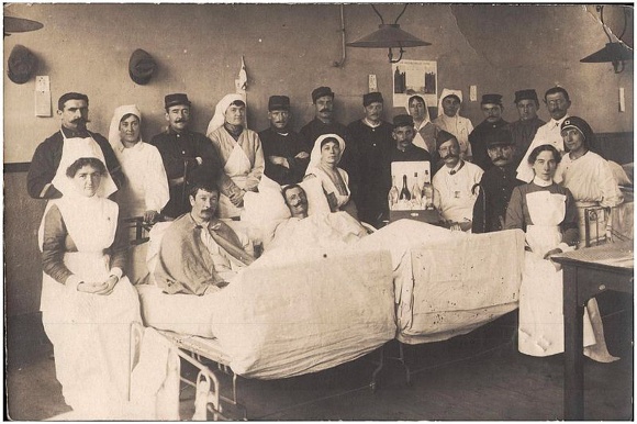 Postcard of WWI hospital ward