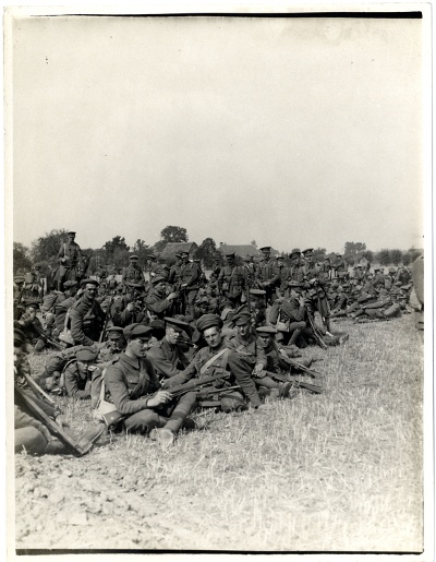 WWI soldiers resting